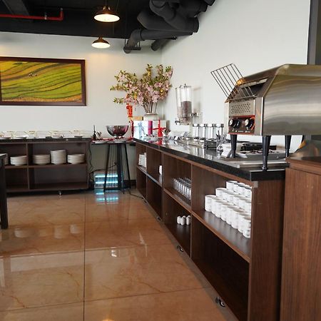 Netland Westlake Legacy Suites 河内 外观 照片
