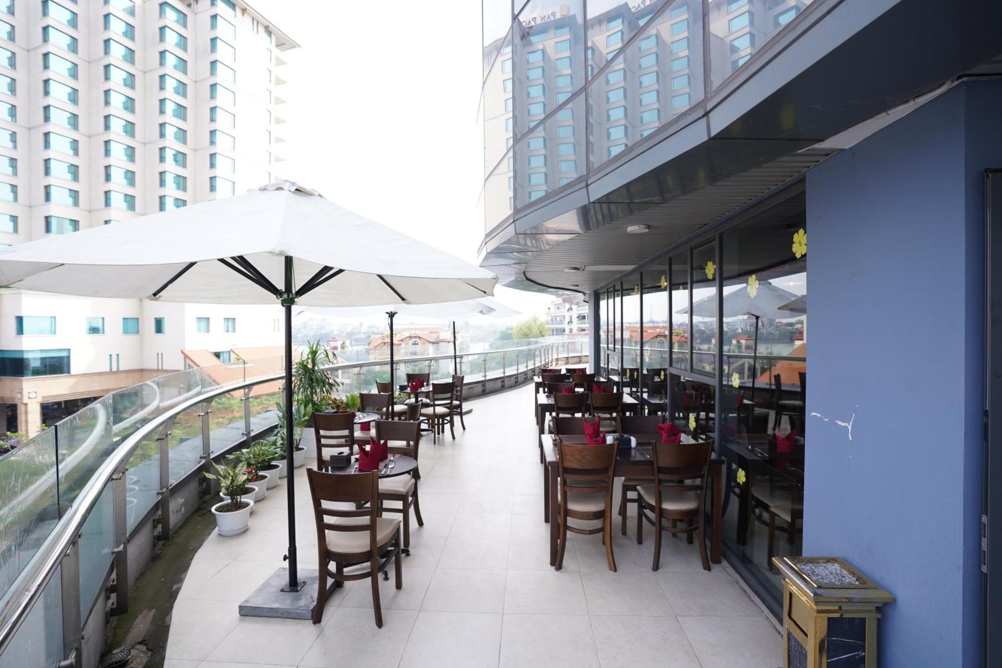 Netland Westlake Legacy Suites 河内 外观 照片