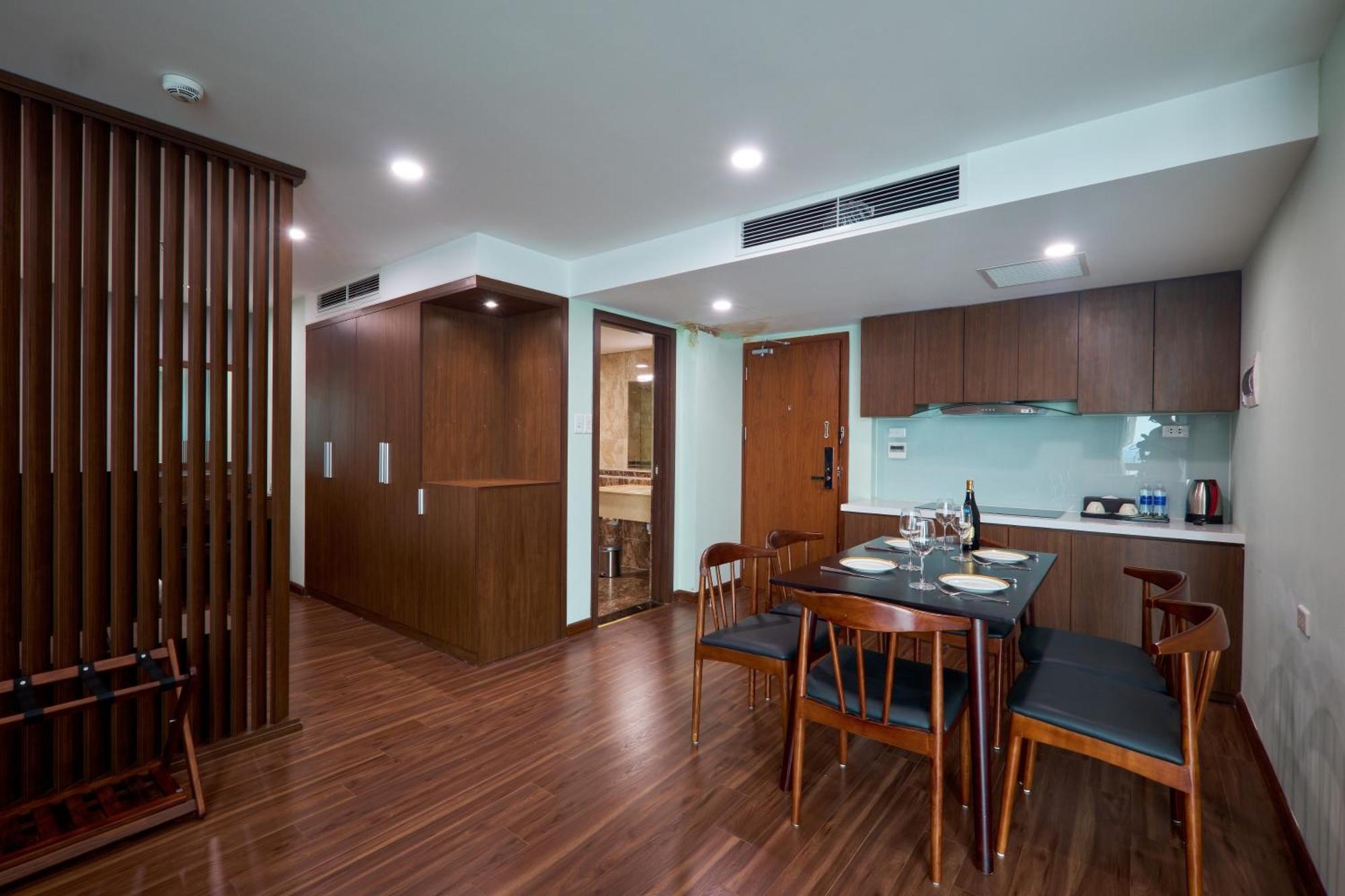 Netland Westlake Legacy Suites 河内 外观 照片