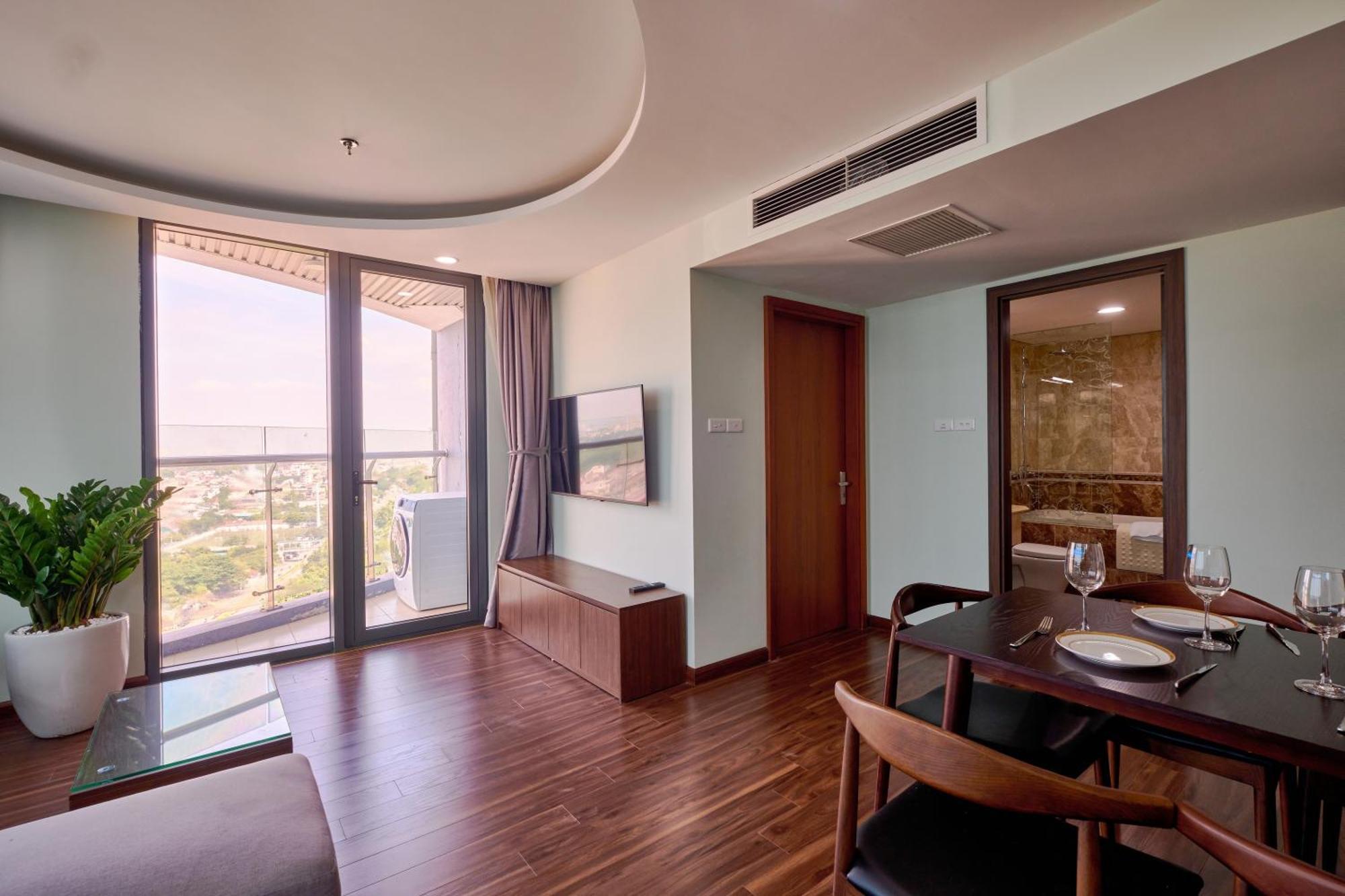 Netland Westlake Legacy Suites 河内 外观 照片