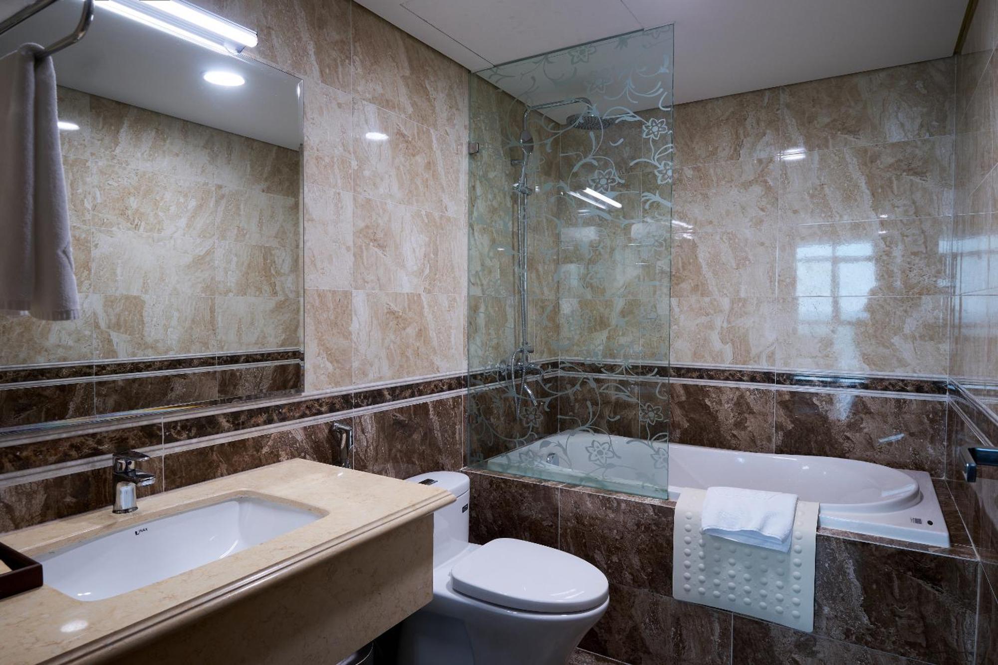 Netland Westlake Legacy Suites 河内 外观 照片